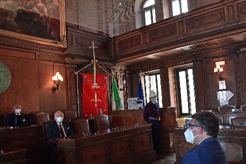 L'assessore regionale Pierpaolo Roberti nella Sala del Consiglio comunale di Trieste in occasione della cerimonia del 12 Giugno